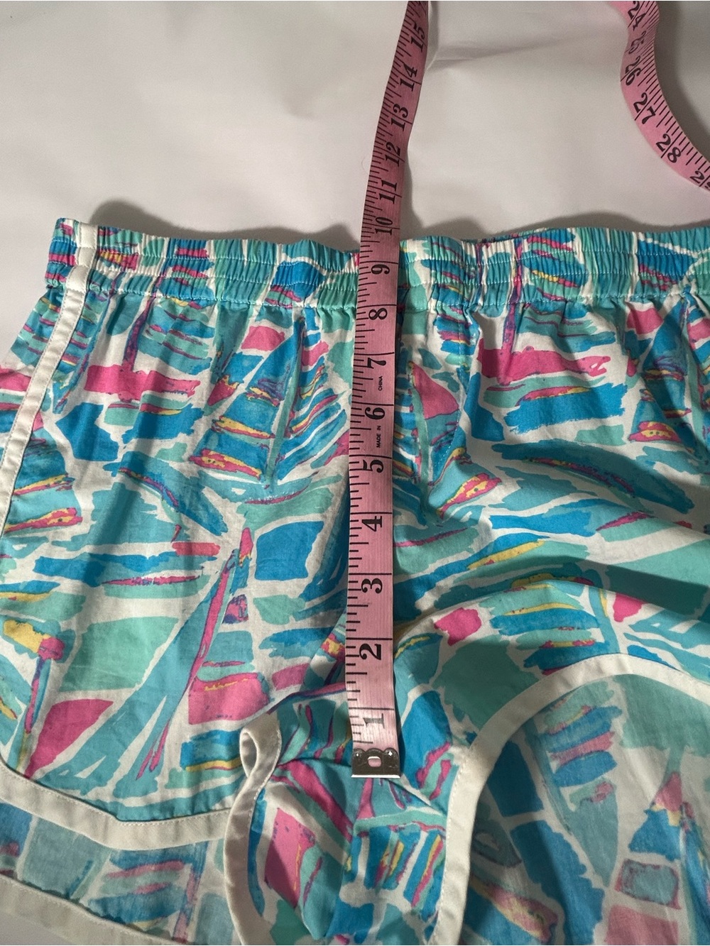 Chubbies Shorts Womens Size Large Colorful Coastal Beach Pool Vacation Comfort - Picture 7 of 9